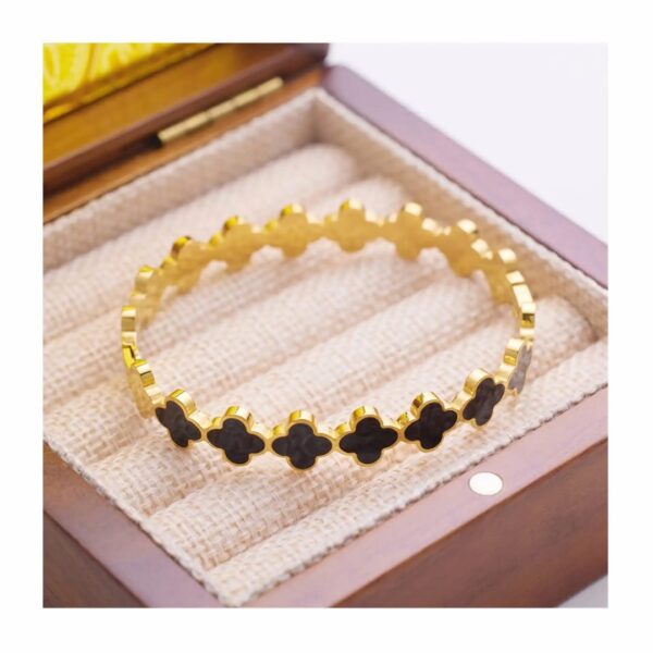 Luxury clover cuff - Image 3