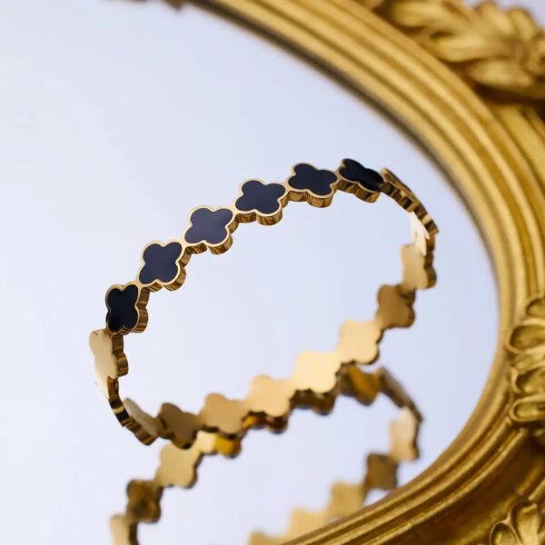 Luxury clover cuff - Image 5