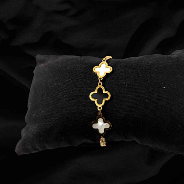 Gold Plated Black And White Clover Bracelet – Anti-Tarnish Stainless Steel Jewelry for Women and Girls