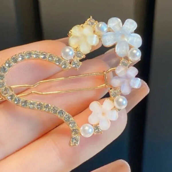 4 Pack Cute / Set of Rhinestone Flower Hair clip - Alloy, Sweet Style for women and Girls - Image 3