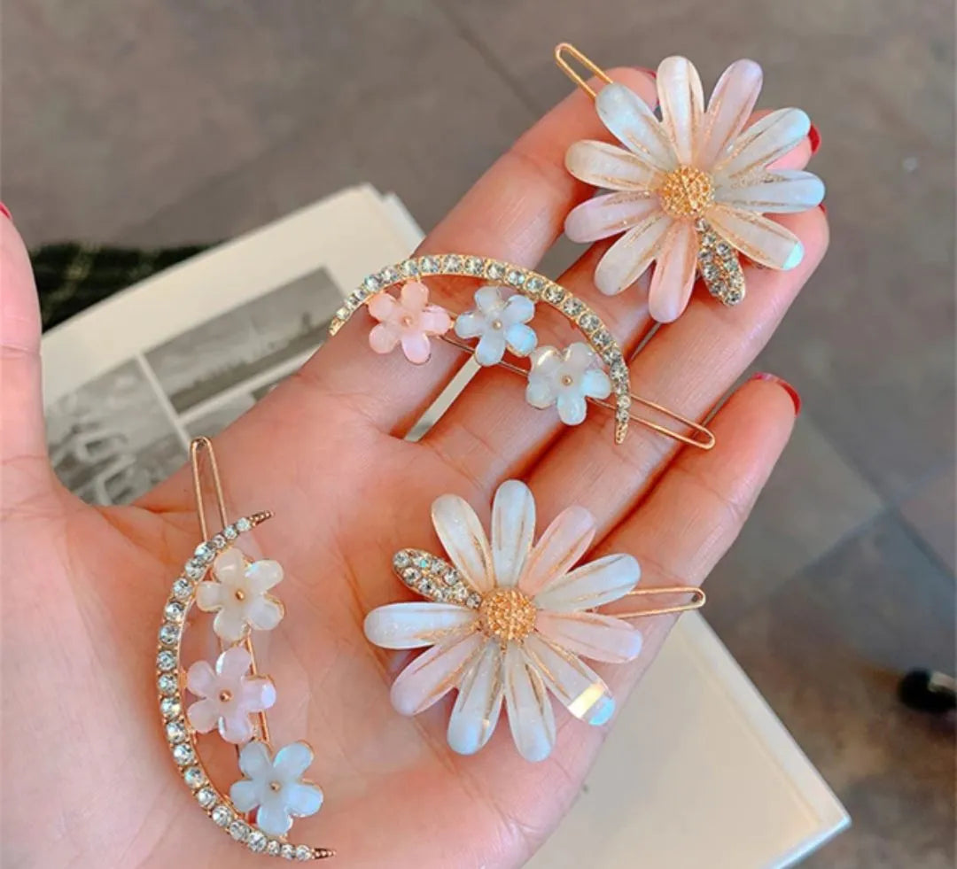 4 Pack Cute / Set of Rhinestone Flower Hair clip - Alloy, Sweet Style for women and Girls