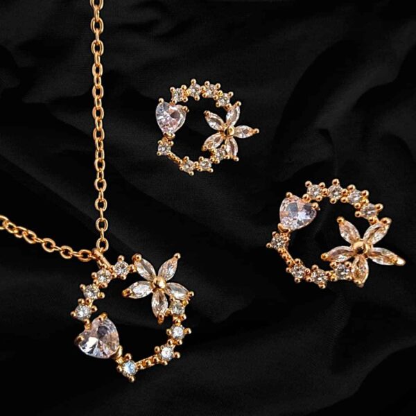 Zircoon Flower Design Gold Jewelry Set