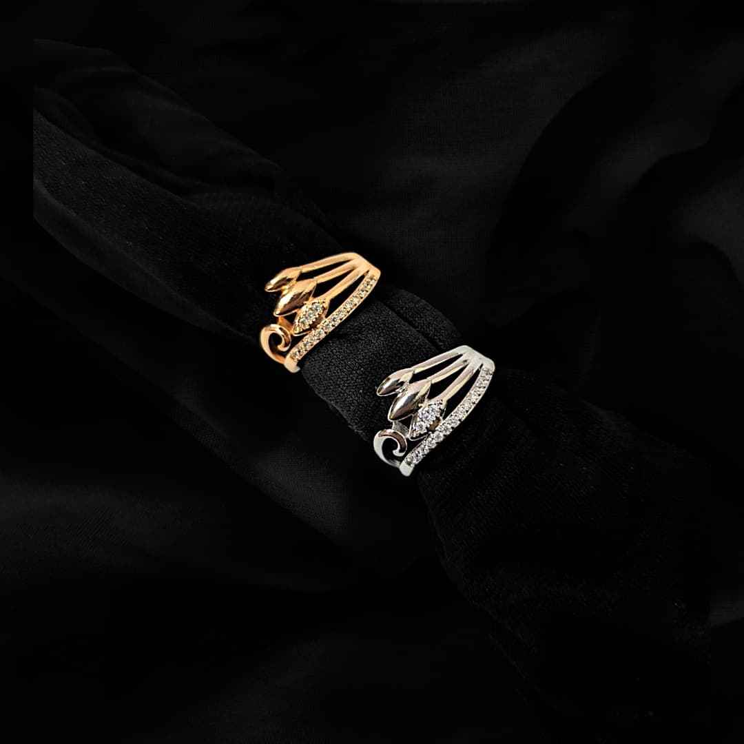 Elegant design Zircon Fashion Ring Silver and Gold for girls / women for everyday use