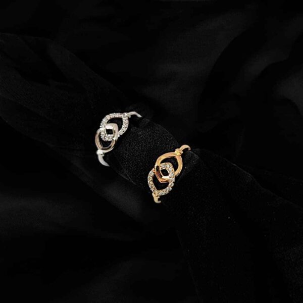 Vintage glamor Zircon Fashion Ring in Silver and golden for girls / women for everyday use