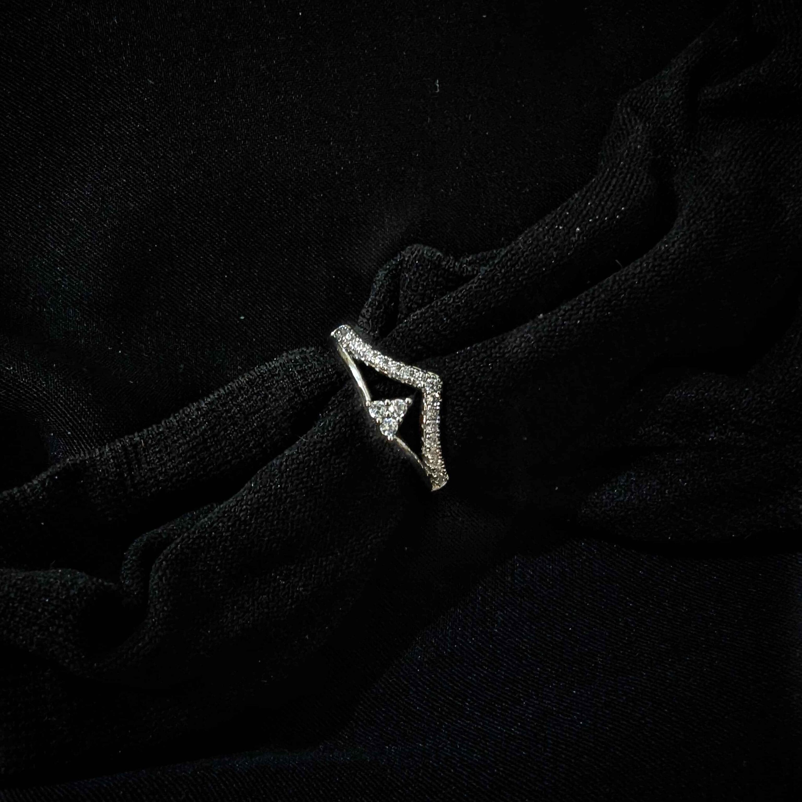 9c662e93-70e4-4284-931a-2f8390353530 Beautiful V shaped Zircon Fashion Ring for girls / women for everyday or party wear