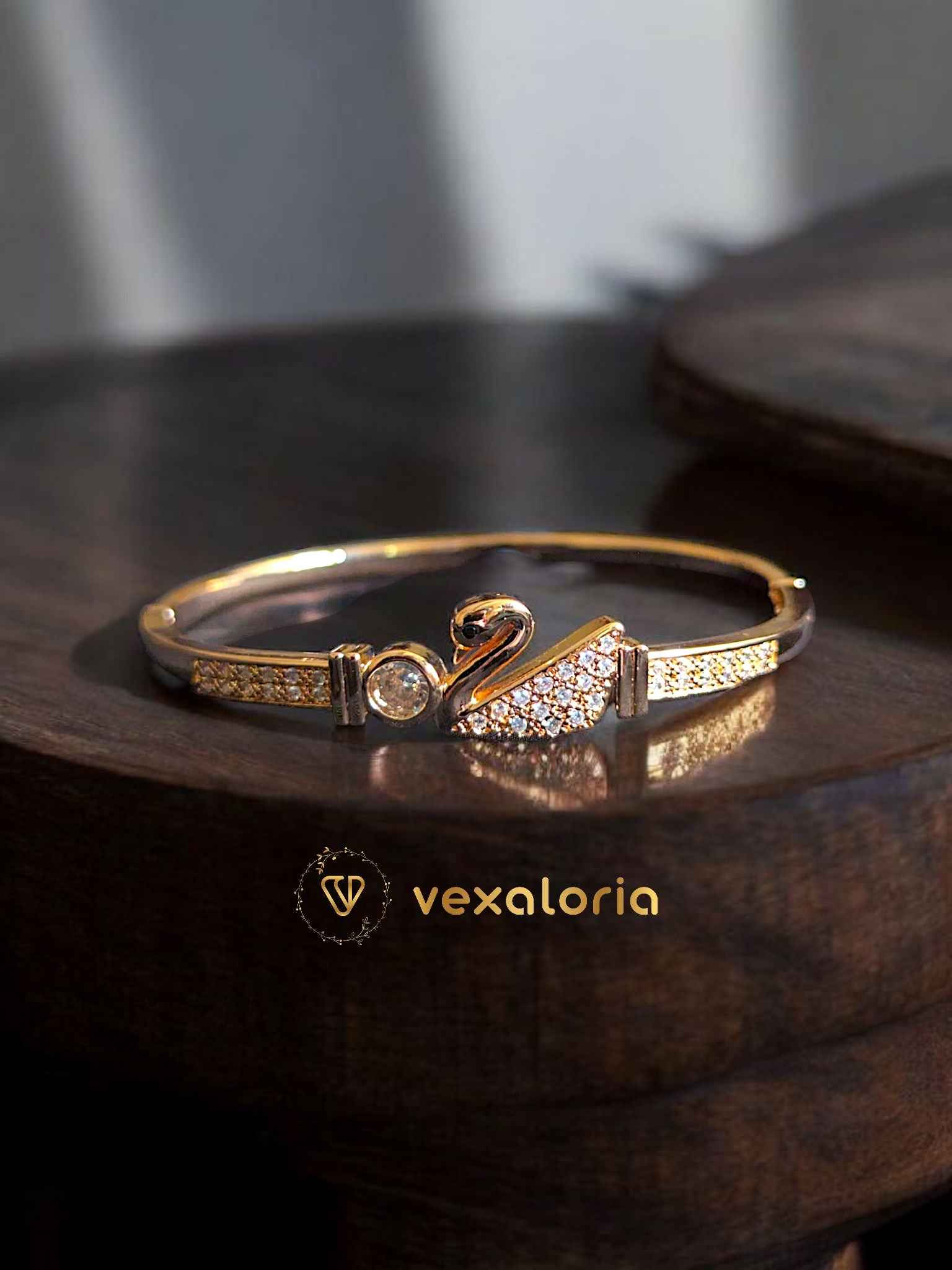 PXL_20250418_112531288-Photoroom Swan Bracelets High Quality gold Plated Fashion Jewelry Cuff Bracelet Women Girls Gifts