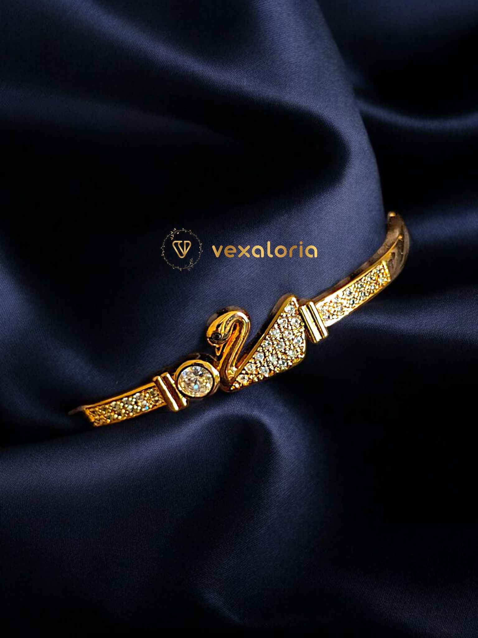 PXL_20250418_113129524-Photoroom Swan Bracelets High Quality gold Plated Fashion Jewelry Cuff Bracelet Women Girls Gifts