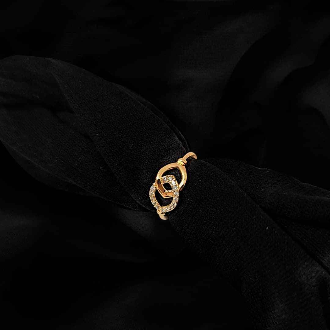 WhatsApp_Image_2025-03-06_at_23.17.06_fb058e9c Vintage glamor Zircon Fashion Ring in Silver and golden for girls / women for everyday use