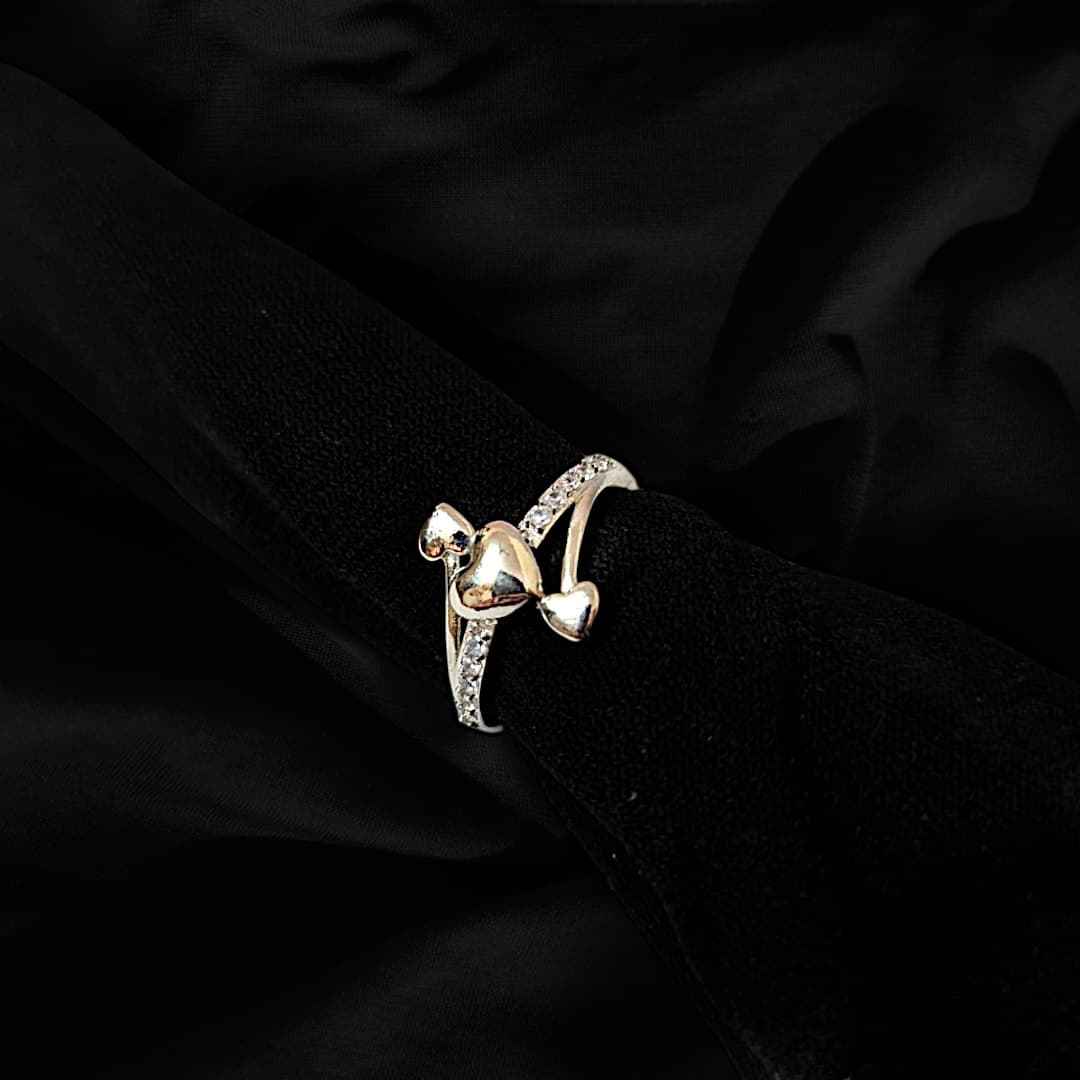f05db687-4745-4b25-a438-ead7e41b9e00 Fashion 925 Silver and golden elegant triple heart Zircon Fashion Ring for girls / women for everyday wear